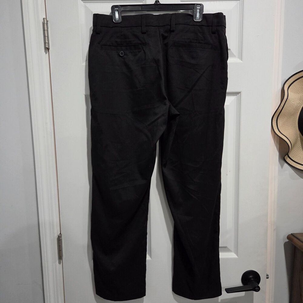 Amazon Essentials Men’s Black Classic Fit Dress Pants 34W x 29L